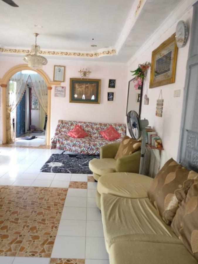 Love Homestay Ct Kangar Extérieur photo