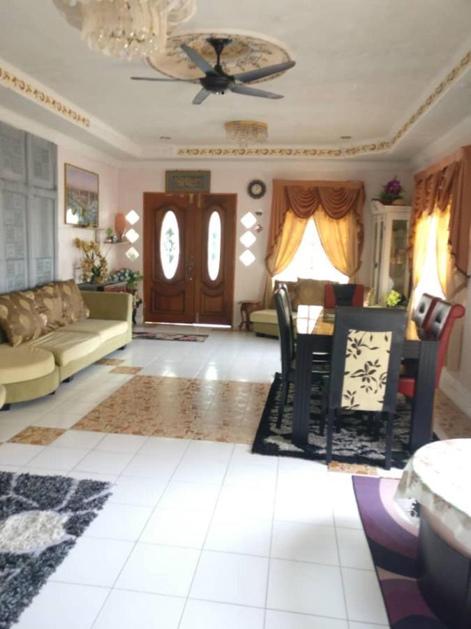 Love Homestay Ct Kangar Extérieur photo