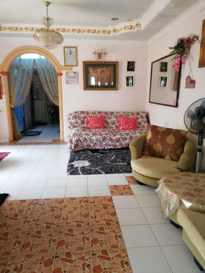 Love Homestay Ct Kangar Extérieur photo